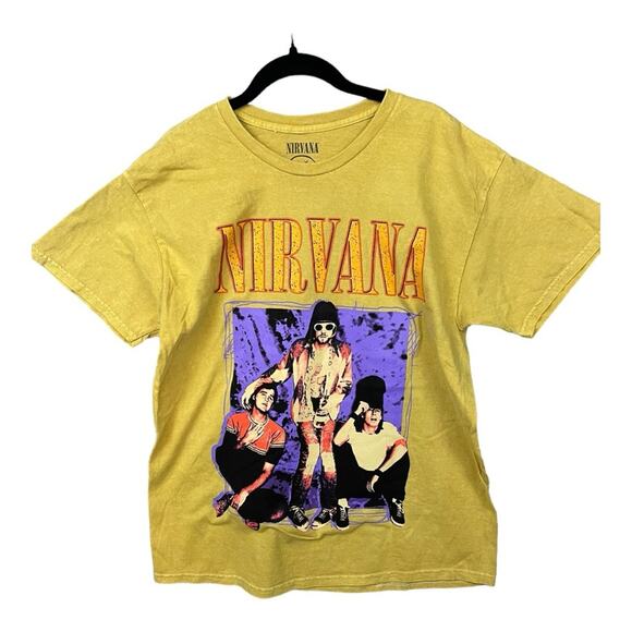 NIRVANA Rock Band T-Shirt in Yellow Size L NWOT (Minor Flaw) - Picture 2 of 6